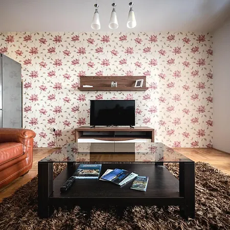 Ancora 2 Apartment *